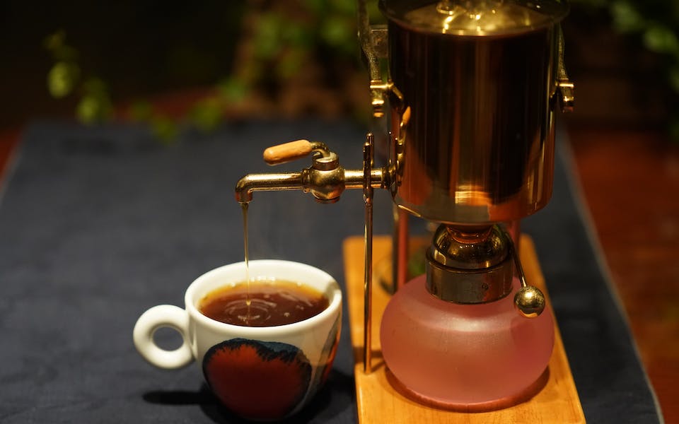 Le cadeau idéal : Une machine à thé pour simplifier la vie quotidienne